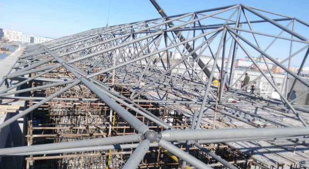 兰州细数网架装配中抉择应用钢结构对室第的优势